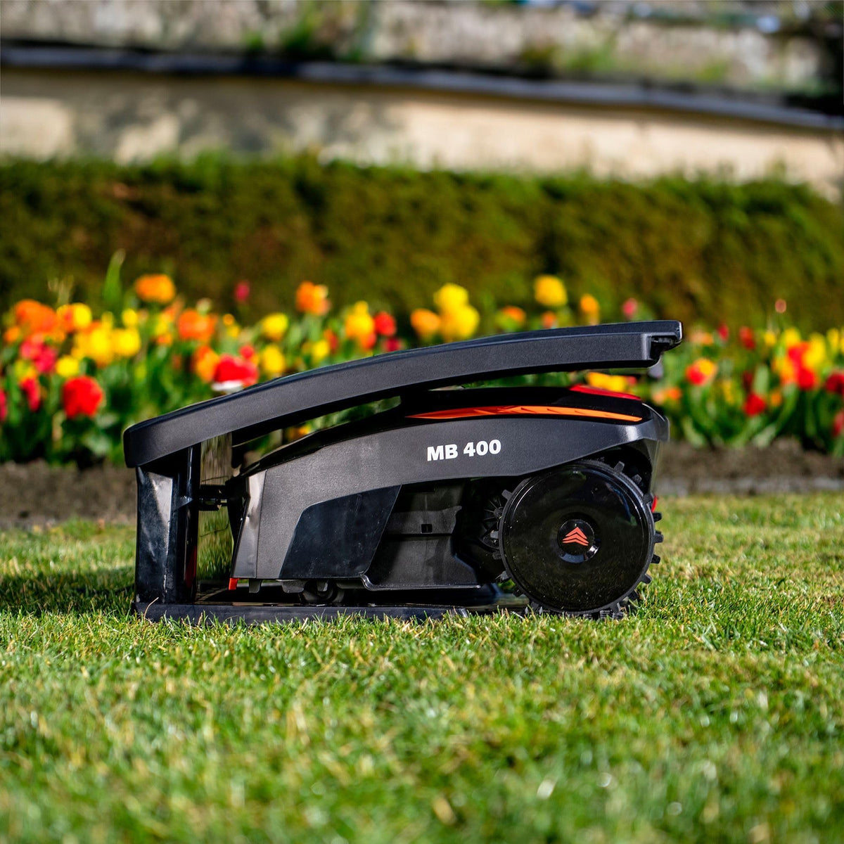 Yard Force MB400 Robotic Lawn Mower – 20V Lithium Battery, 16cm Adjustable Cutting Height 20–55mm, Bluetooth App Control, Ideal for Lawns up to 400m²