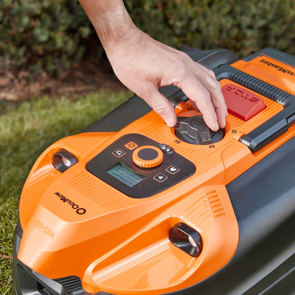 LawnMaster OcuMow 18 Vision Robot Lawnmower, Charging Station & App, 800m2
